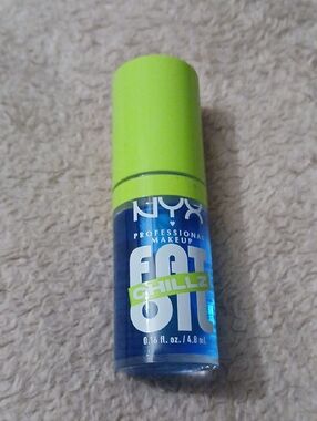 NYX Fat Oil Chillz Gloss — Neon Green Cap & Blue Bottle